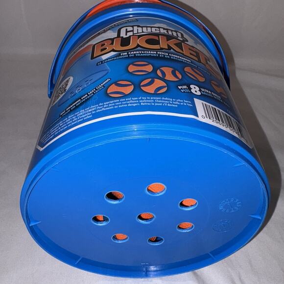 Chuckit Ultra Ball Dog Toy, Med Balls (2.5”) 8 pk w/Cleaning Bucket Durable NEW - Picture 4 of 6